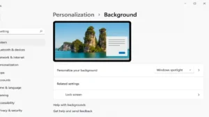 Paramètres Windows 11 affichant l’option Windows Spotlight activée comme fond d’écran dynamique